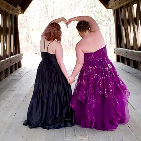 Plus Size - Strapless Mori Lee Dress With Pockets - Picture 1 of 5